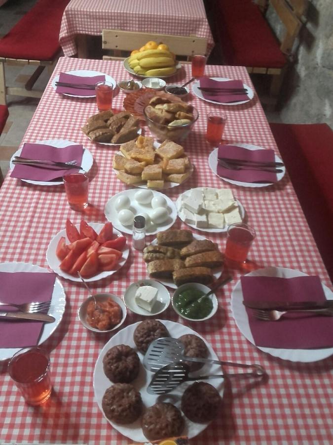 Apartment Mond Virpazar Buitenkant foto