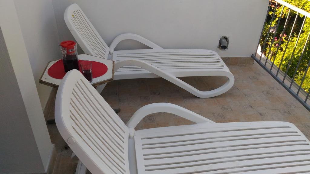 Apartment Mond Virpazar Buitenkant foto