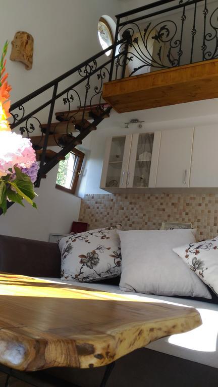 Apartment Mond Virpazar Buitenkant foto