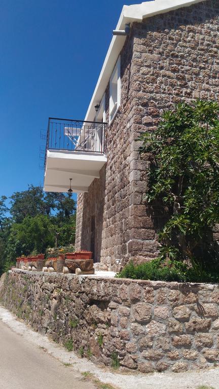 Apartment Mond Virpazar Buitenkant foto