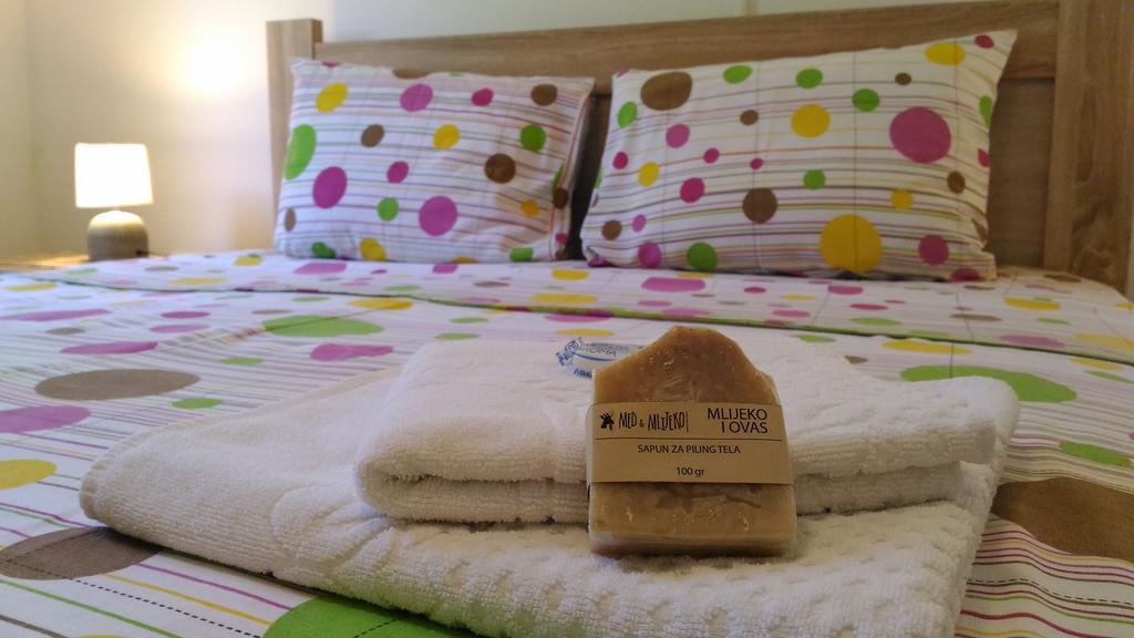 Apartment Mond Virpazar Buitenkant foto