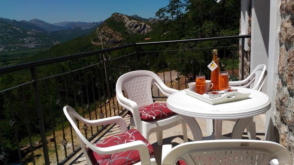 Apartment Mond Virpazar Buitenkant foto